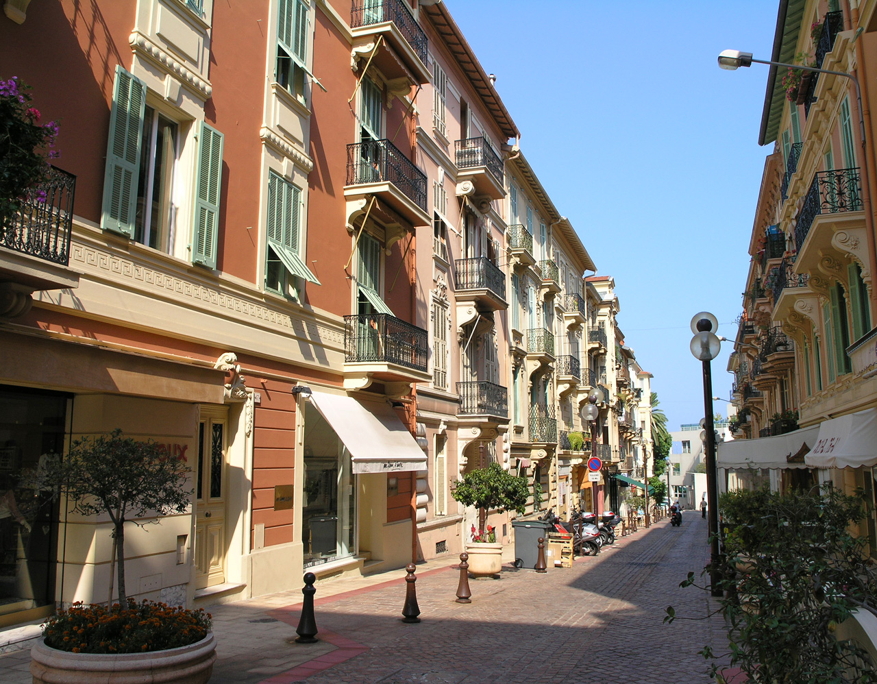 Condamine neighbourhood