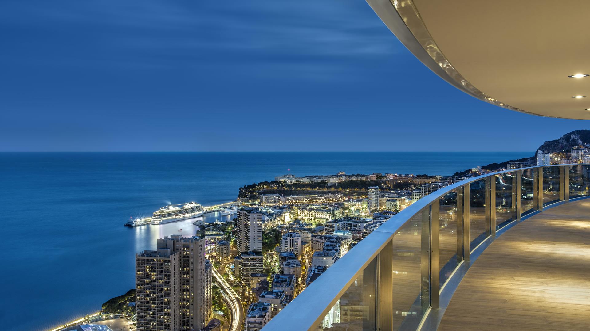 View over La Rousse-Saint Roman neighbourhood in Monaco