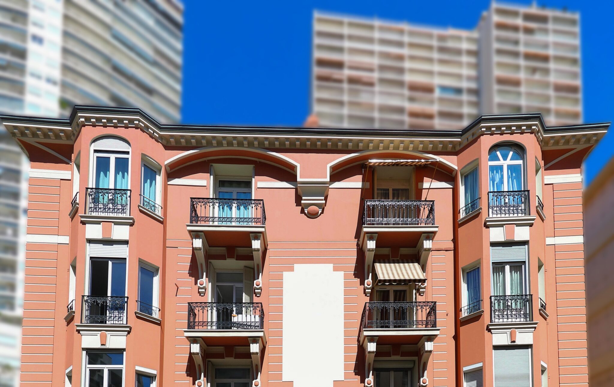 Villa Loretta residential building façade in Monaco