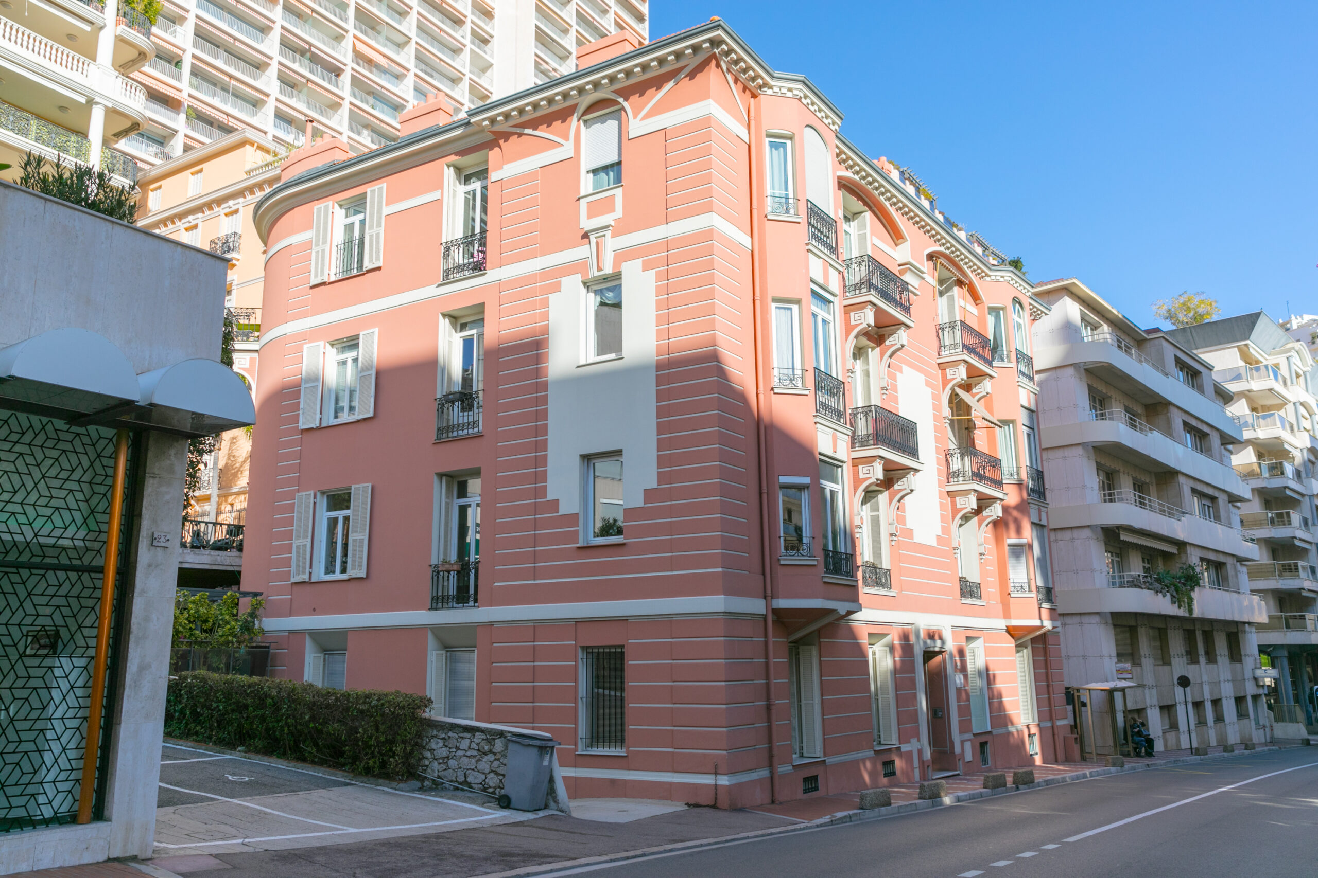 Villa Loretta corner Belle Époque building with wrought iron balconies in La Rousse Saint Roman Monaco.