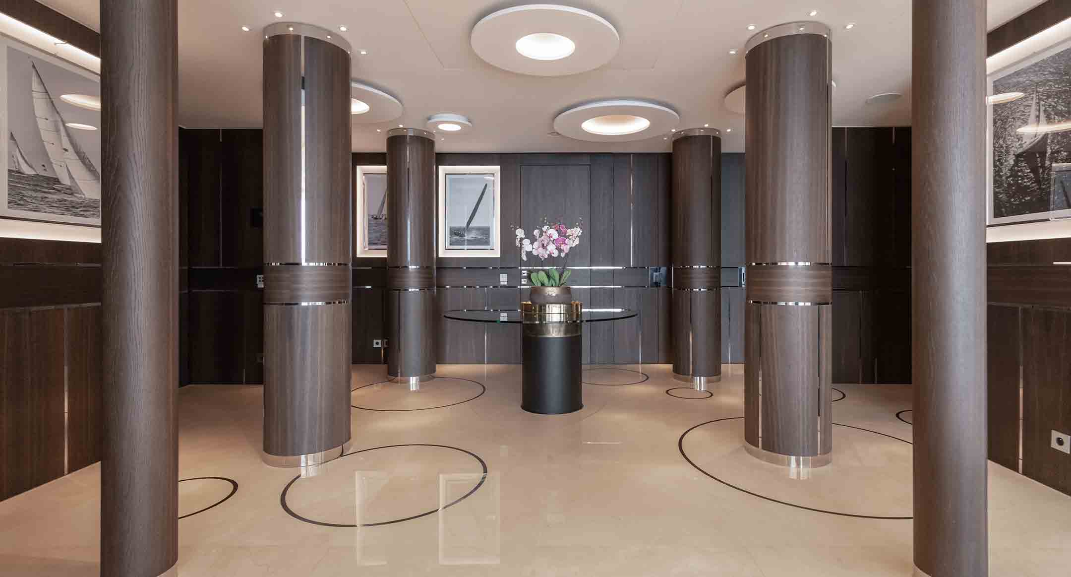 Lobby in Tour Odeon